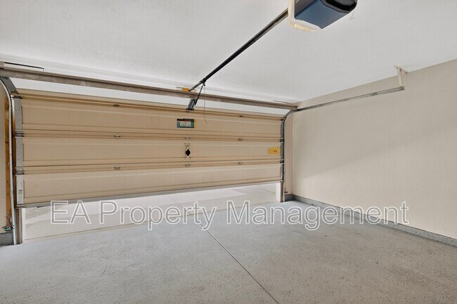 Building Photo - 5748 Pinon Flats Rd NW