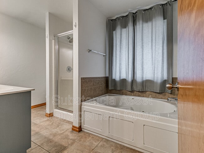 Building Photo - 4117 Green Apple Dr