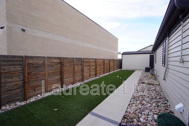 Building Photo - 4088 S Clay St