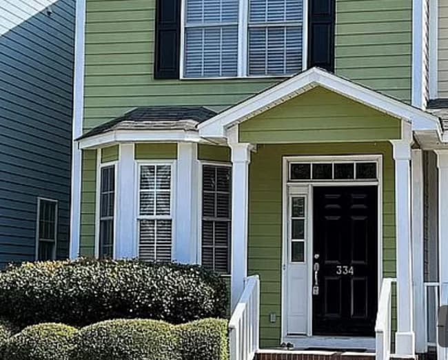 Building Photo - 334 Byron Rd