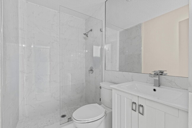 Building Photo - 286 Cypress Point Dr