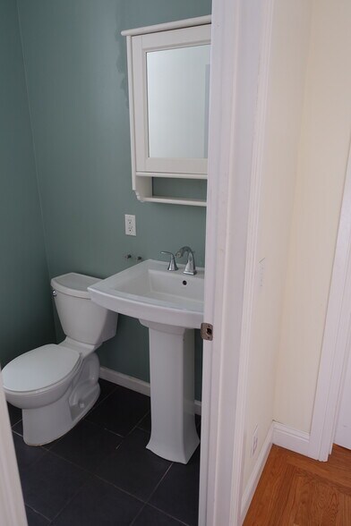 Building Photo - 2573 Virginia St