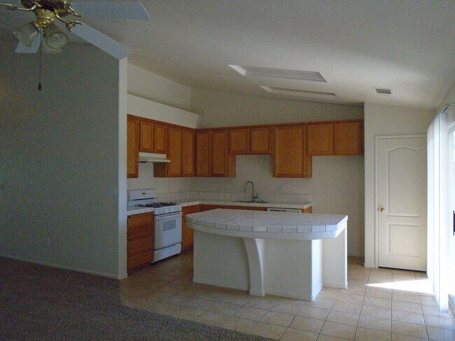 Building Photo - MOVE IN SPECIAL! $2875.00 MOVES YOU IN!   ...