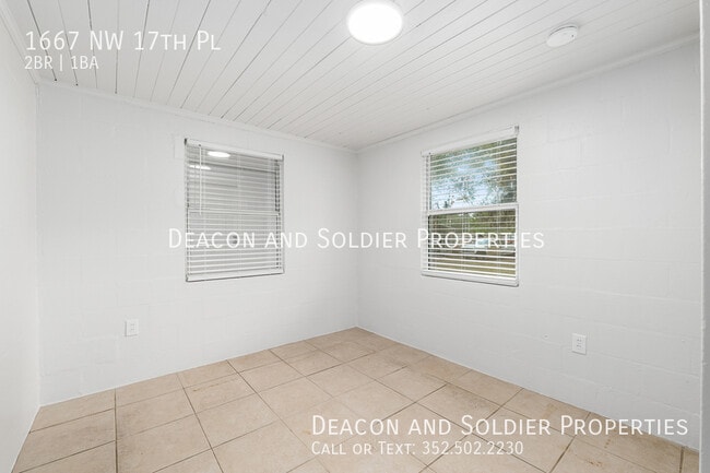 Building Photo - 1667 NW 17th Pl