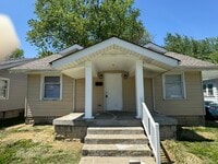Building Photo - 948 N Bradley Ave