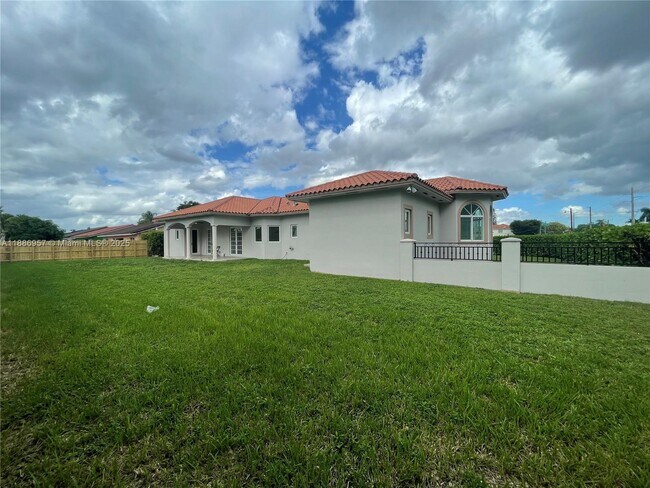 Building Photo - 14700 SW 174th St