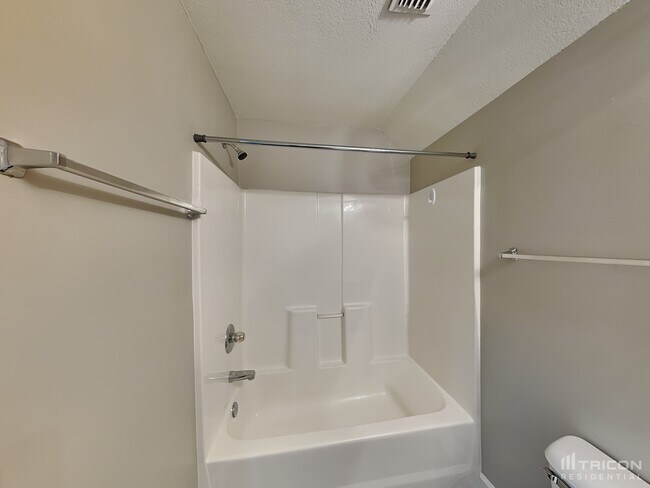 Building Photo - 947 Lavergne Lane La Vergne TN