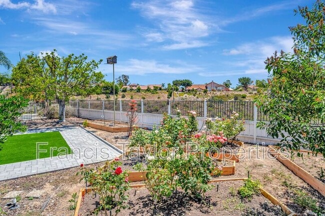 Building Photo - 12865 Palisades Ct
