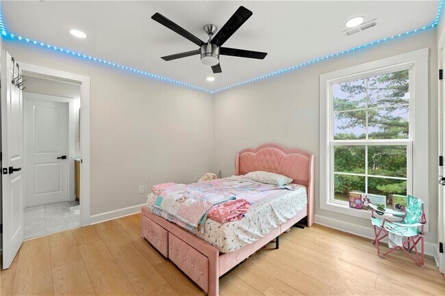 Building Photo - 213 Wagon Wheel Dr