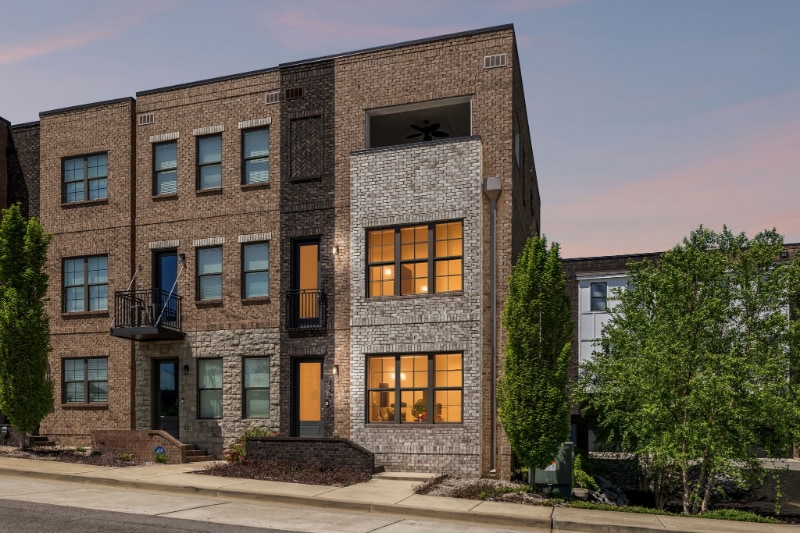 Building Photo - 736 Inspiration Blvd
