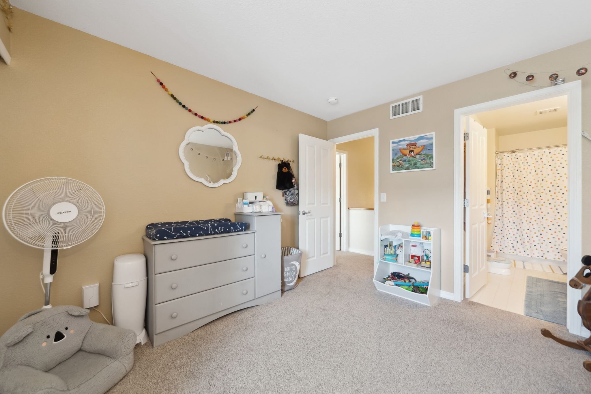 Building Photo - 5550 Corbett Dr