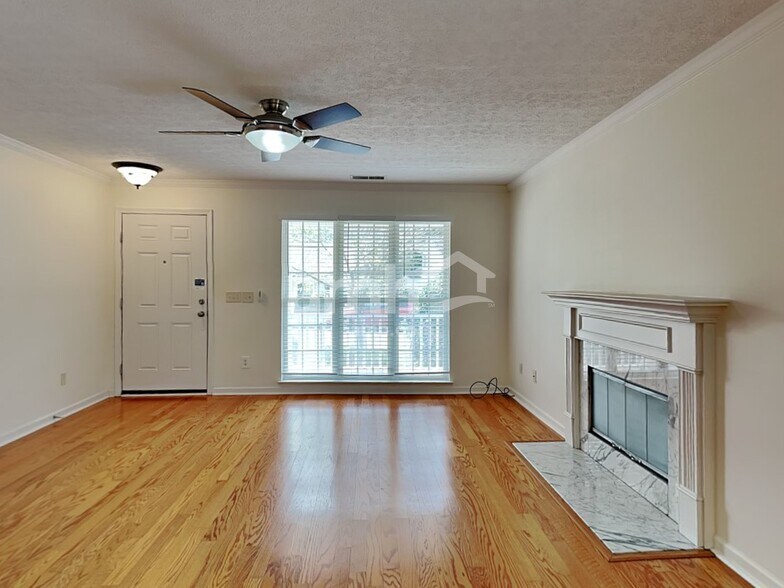 Building Photo - 408 Jameswood Ct