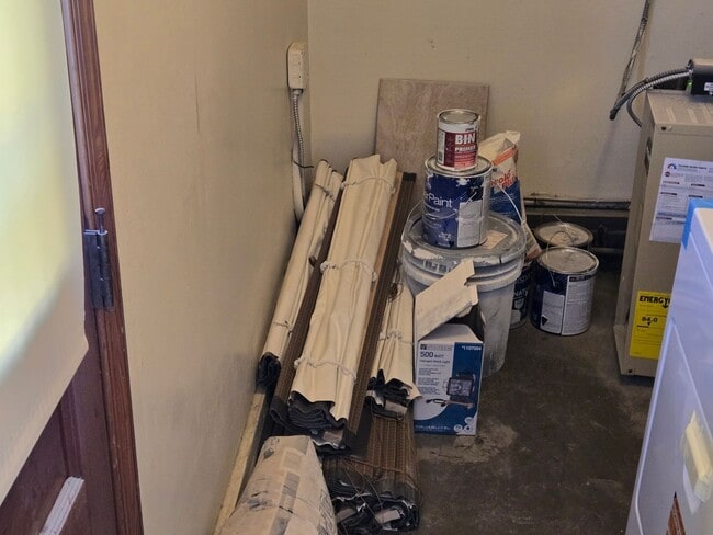 Building Photo - **4706 Glenspring Road, Henrico, VA – Move...