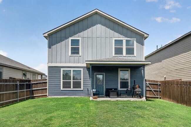 Building Photo - 712 Black Alder St