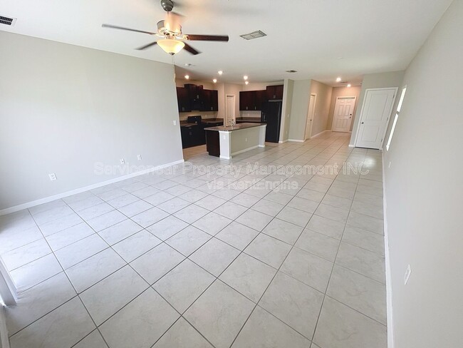 Building Photo - 3721 Daisy Bloom Pl