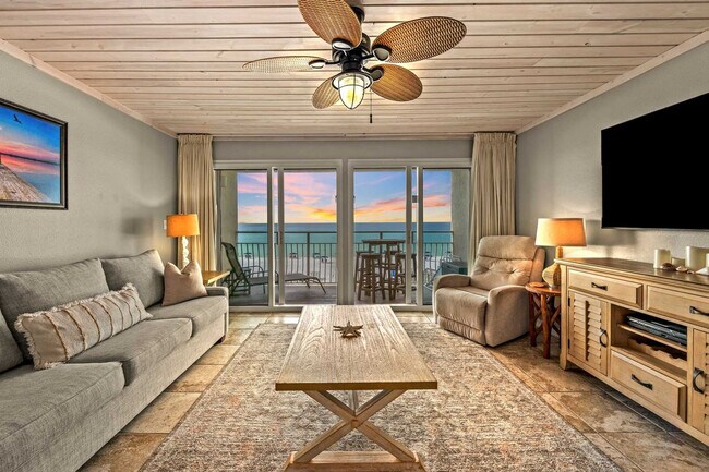 Building Photo - 3290 Scenic Hwy 98