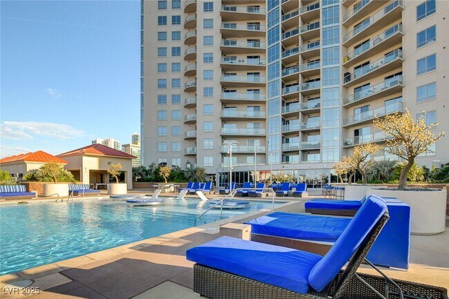 Building Photo - 200 W Sahara Ave