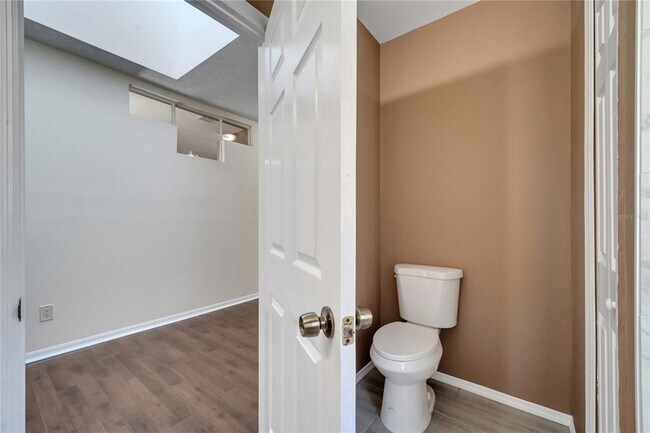 Building Photo - 1074 Universal Rest Pl