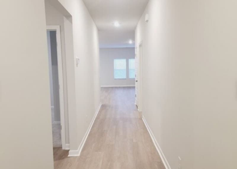 Building Photo - 275 Lillian St