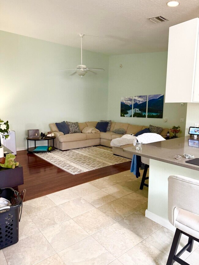 Building Photo - 8306 Quito Pl