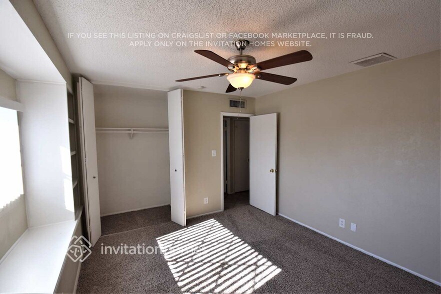 Building Photo - 8430 E Oak St