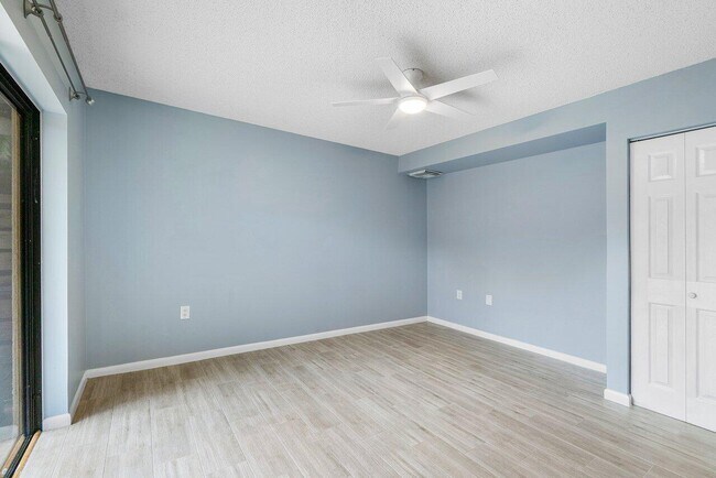 Building Photo - 1311 13th Terrace