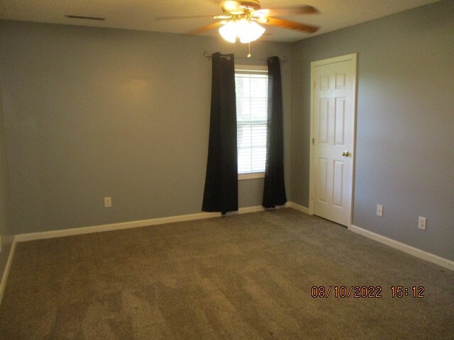 Building Photo - 3440 Landmark Dr