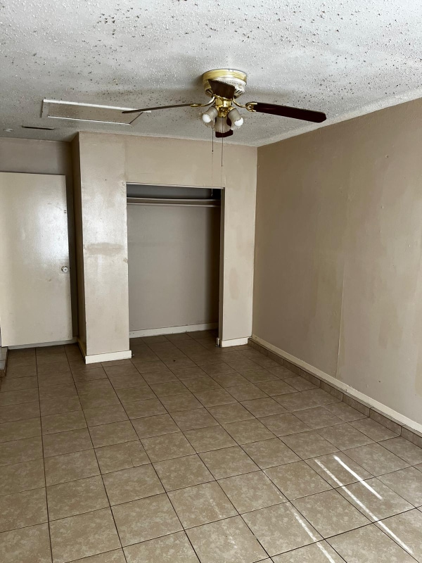 Building Photo - 4011 Colonial Sun Dr