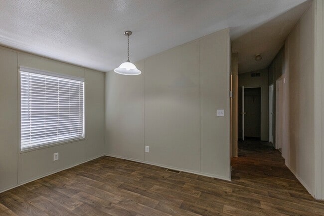 Building Photo - 18618 N Sugar Maple Cir