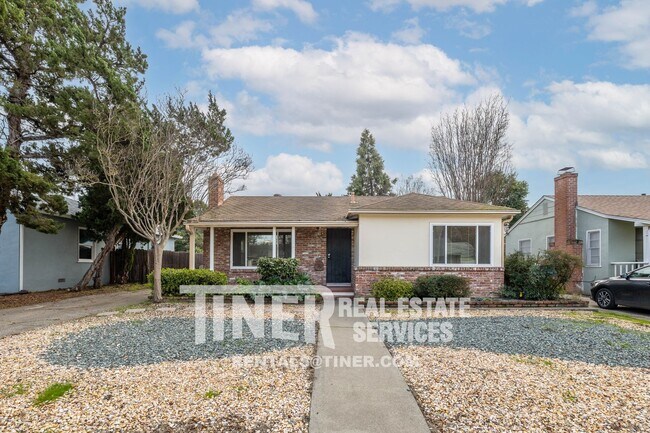 Primary Photo - Tahoe Park Charmer with remodeled kitchen