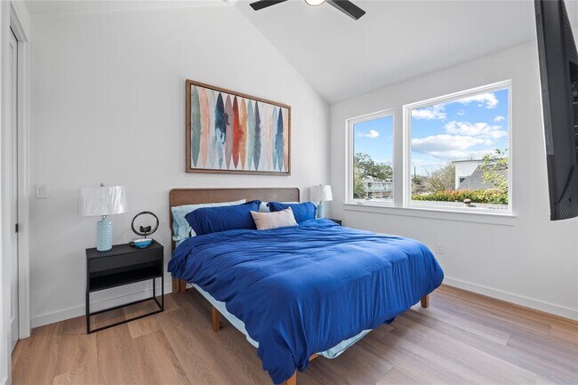 Building Photo - 506 Krebs Ln