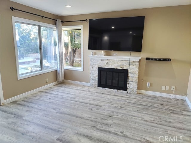 Building Photo - 6953 Saddleback Pl