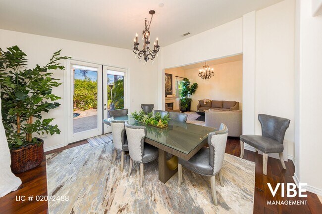 Building Photo - Gated Community-Lynn Oaks Estates Pool Hom...