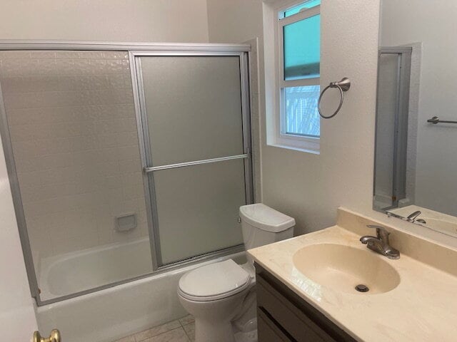 Building Photo - "Charming 3-Bed, 3-Bath Townhouse with Guest Suite & Fireplace in Carlsbad Oasis!"