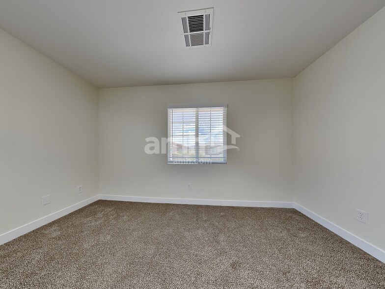 Building Photo - 7956 Dell Ridge Ave.