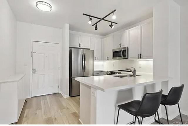 Building Photo - 1601 India St