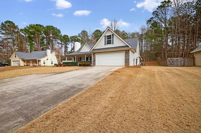 Building Photo - 155 W River Bend Dr