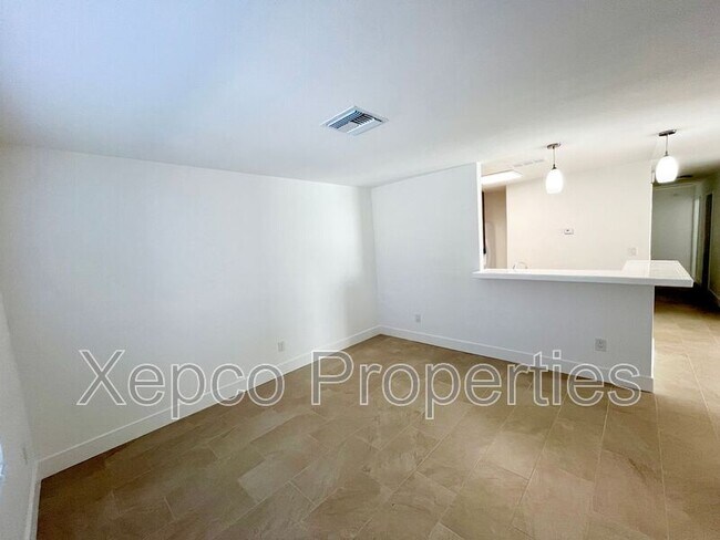 Building Photo - 32355 Cielo Vista Rd
