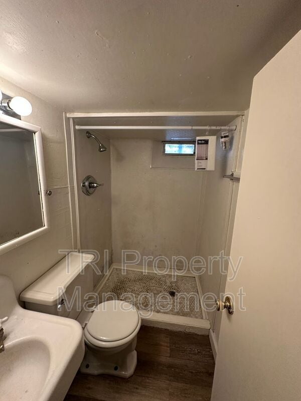 Building Photo - 1825 12th Ave