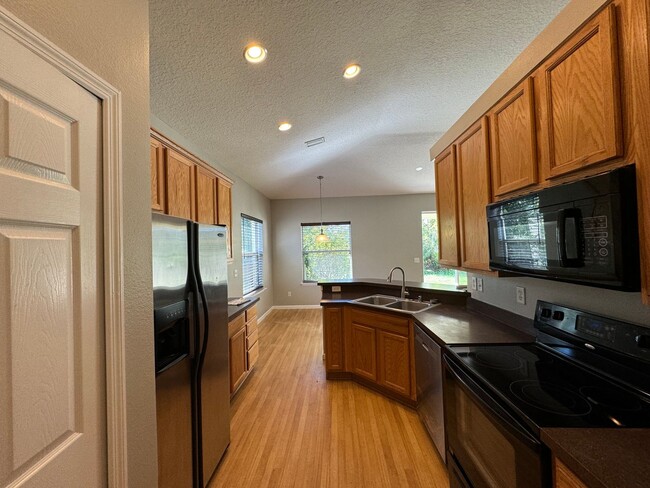 Building Photo - Beautiful 3 bedroom home in Port Orange
