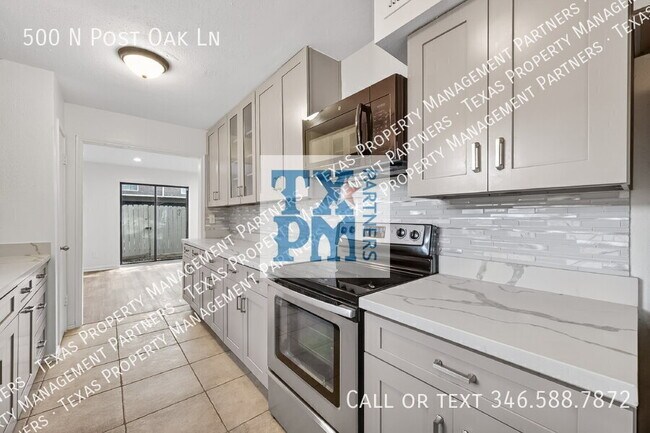 Building Photo - 500 N Post Oak Ln