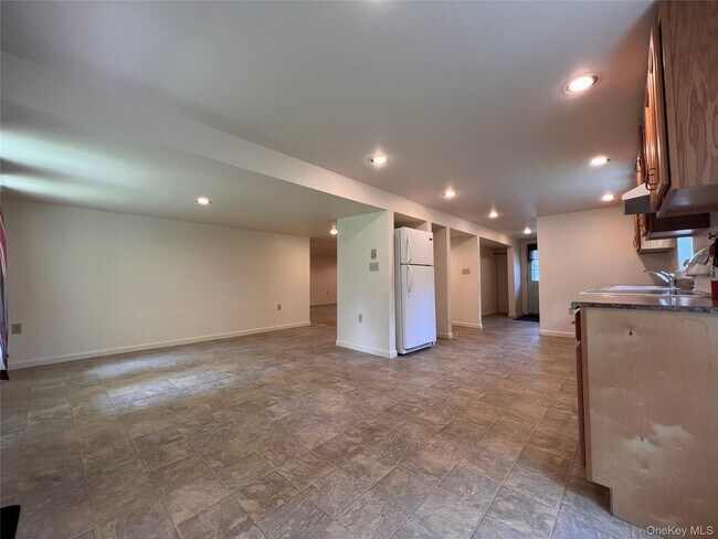Building Photo - 5994 US-44