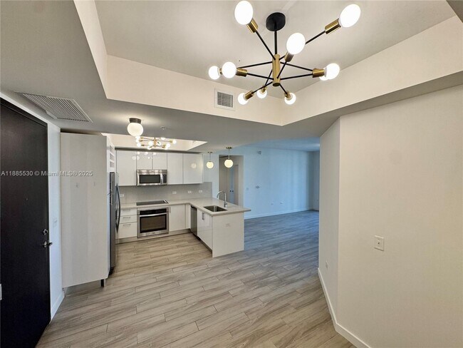 Primary Photo - 999 SW 1st Ave