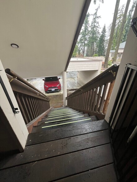 Staircase down to carport - 7511 N Edgewater Ave