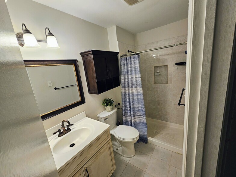 Building Photo - 25 Sweetgum Ln