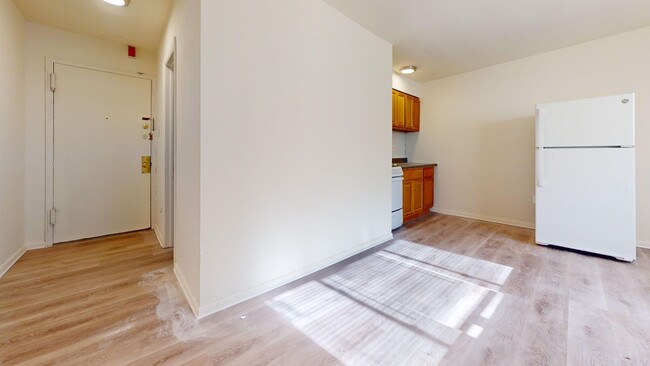 Building Photo - Treeview Residences