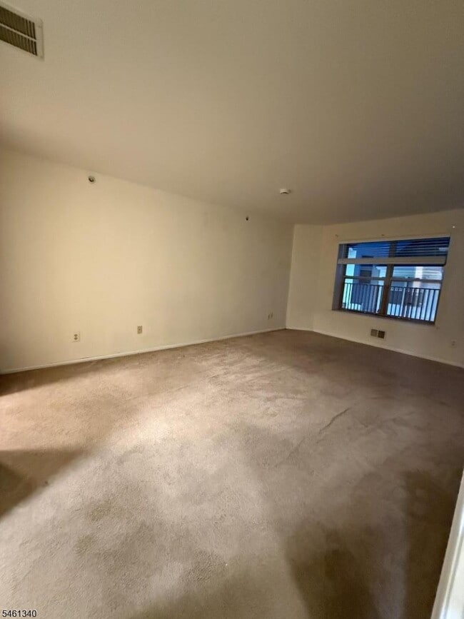 Building Photo - 730 Harbortown Blvd