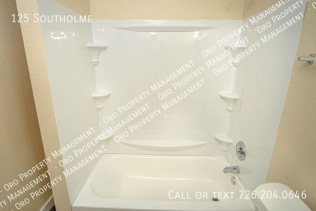 Building Photo - 125 Southolme-