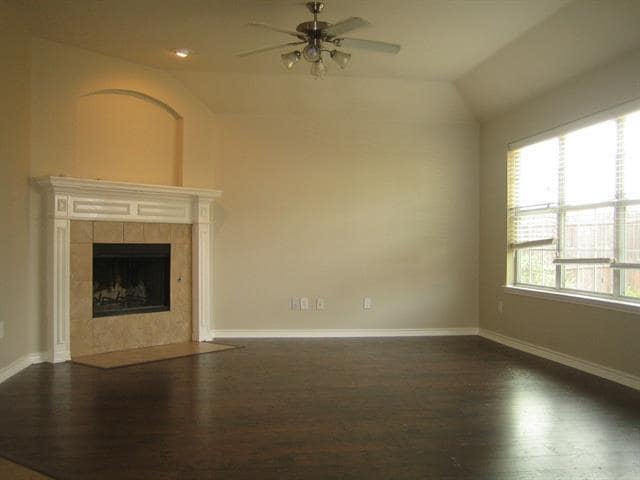 Building Photo - 5916 Silver Buckle Dr