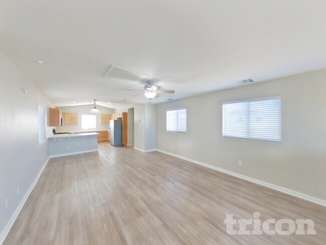 Building Photo - 3613 E Carisbrook Dr